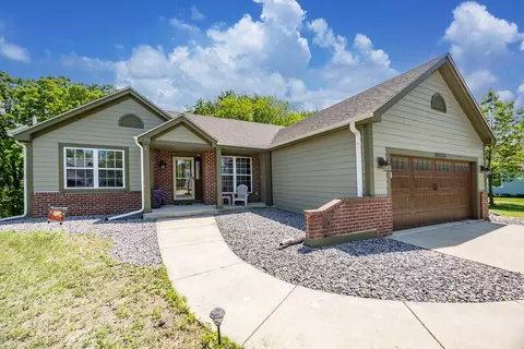 w195s8654 Plum Crk, Muskego, WI 53150