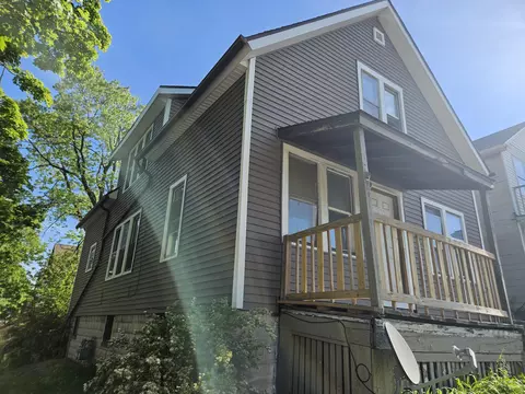 2830 W Saint Paul #UPPER, Milwaukee, WI 53208