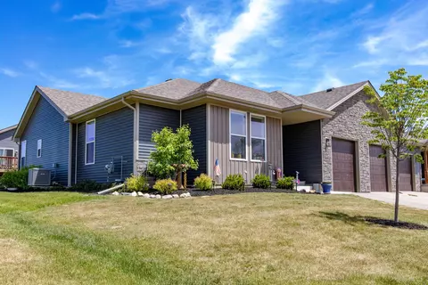 322 Stricker #20, Edgerton, WI 53534