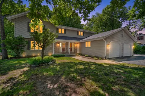 11503 W Layton #11501, Greenfield, WI 53228