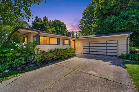 4435 N Glenway, Wauwatosa, WI 53225