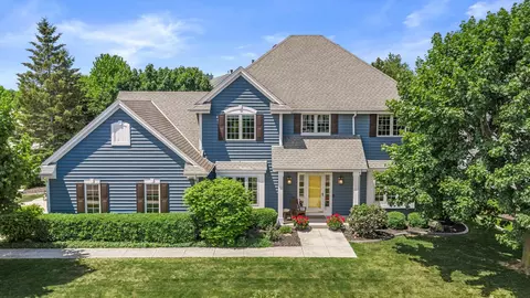 w72n447 Mulberry, Cedarburg, WI 53012