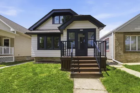 2251 S 73rd, West Allis, WI 53219