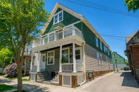 1729 N Warren #1731, Milwaukee, WI 53202