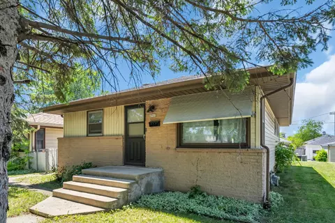 4941 N Sherman, Milwaukee, WI 53209