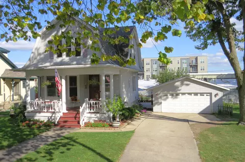 209 S Washington, Watertown, WI 53094