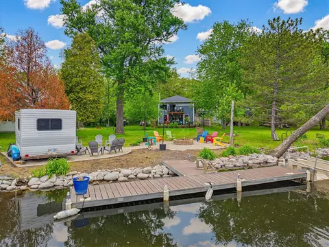 34215 Venice Park, Delafield, WI 53018