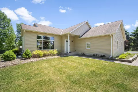5232 County Highway P, West Bend, WI 53095