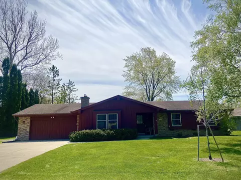 n104w16905 Thornapple, Germantown, WI 53022
