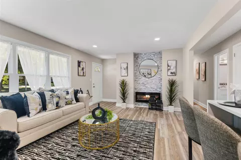 8750 W Hustis, Milwaukee, WI 53224