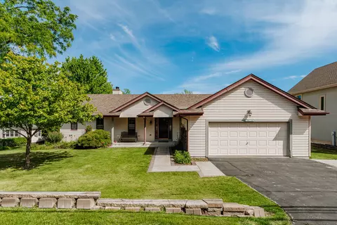 n26w27080 Prospect, Pewaukee, WI 53072