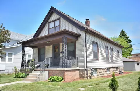 2016 S 68th, West Allis, WI 53219