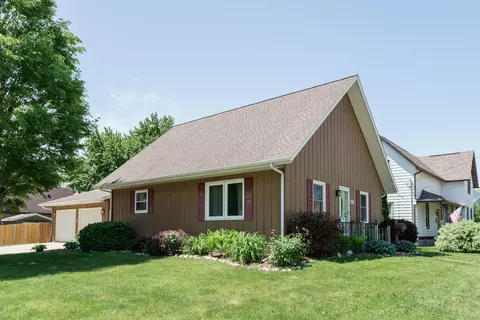 719 Joanna, Horicon, WI 53032