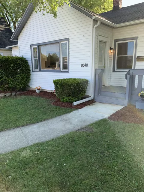2040 Jay Eye See, Racine, WI 53403