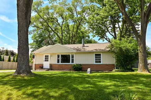 1551 S 168th, New Berlin, WI 53151