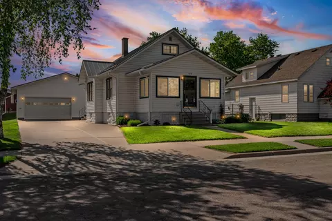 109 N Madison, Arcadia, WI 54612