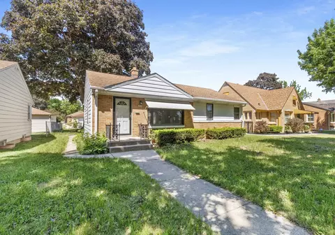 3925 N 79th, Milwaukee, WI 53222