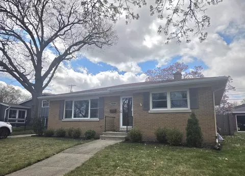 6618 43rd, Kenosha, WI 53142