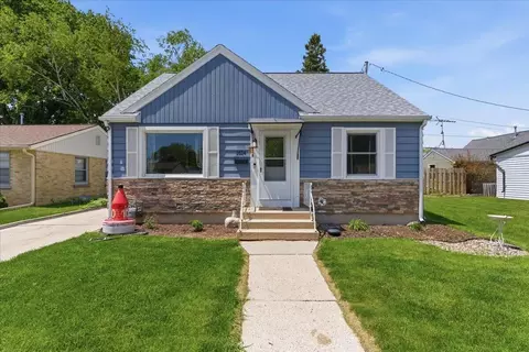 1614 S 22nd, Sheboygan, WI 53081