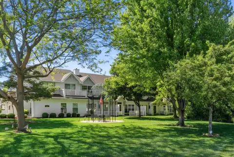 6235 S Creekside #19, Cudahy, WI 53110