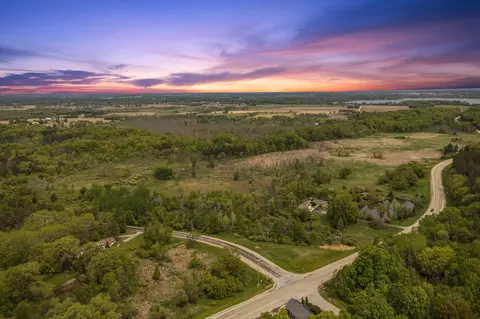 120 Ac County Hwy E, Hartford, WI 53027
