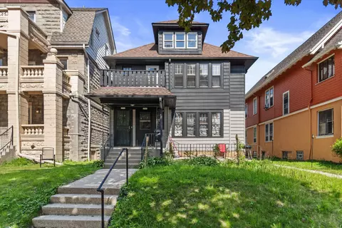 2960 N Maryland #2962, Milwaukee, WI 53211