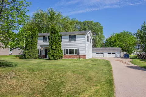 518 Steeple Vw #520, Newburg, WI 53095