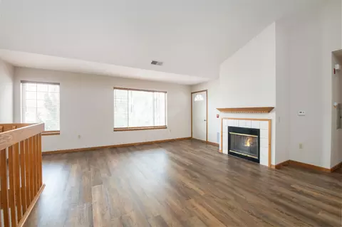 330 E Tyranena Park #2, Lake Mills, WI 53551