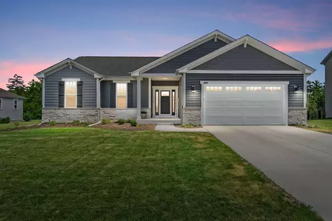 9644 S Bergamont, Franklin, WI 53132
