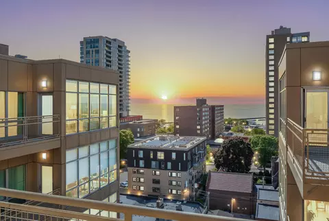 1550 E Royall #1106, Milwaukee, WI 53202