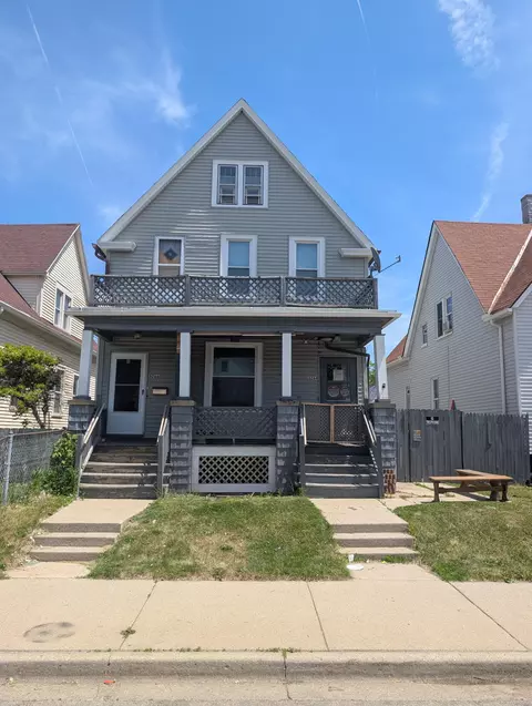 3264 N Holton #3266, Milwaukee, WI 53212