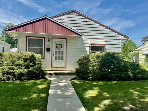 3239 S 54th, Milwaukee, WI 53219