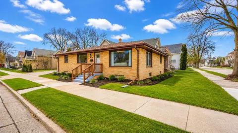 1147 Logan, Sheboygan, WI 53083