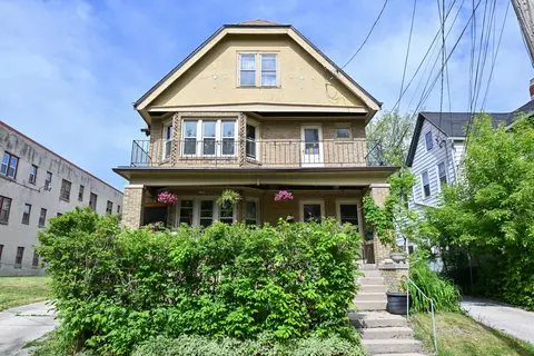 1803 N Arlington #1805, Milwaukee, WI 53202