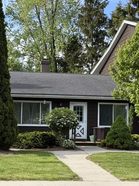 2619 Camelot #A, Sheboygan, WI 53081