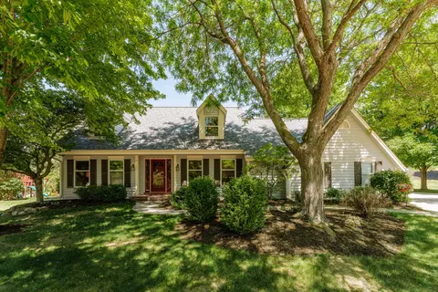 w275n2650 Chicory, Pewaukee, WI 53072