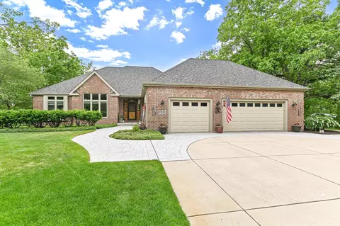 30927 Lawn, Waterford, WI 53185
