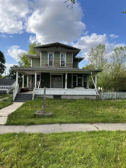 711 E Walworth, Delavan, WI 53115