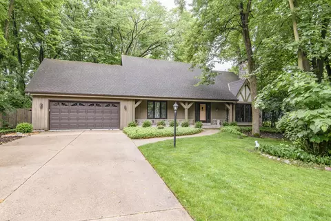 5253 W Woodland, Brown Deer, WI 53223