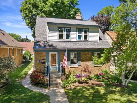 2641 N 75th, Wauwatosa, WI 53213