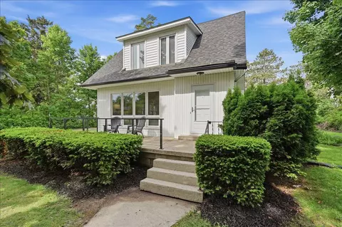 7531 N N Lk, Fox Point, WI 53217