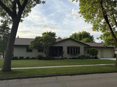 82 Eastbrook, Fond Du Lac, WI 54935