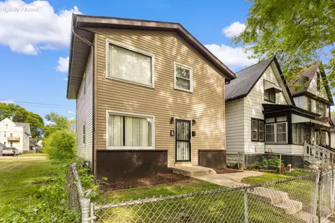 3270 N 11th, Milwaukee, WI 53206