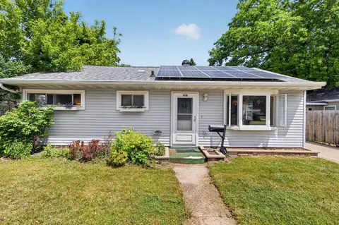 1618 E College, Appleton, WI 54915