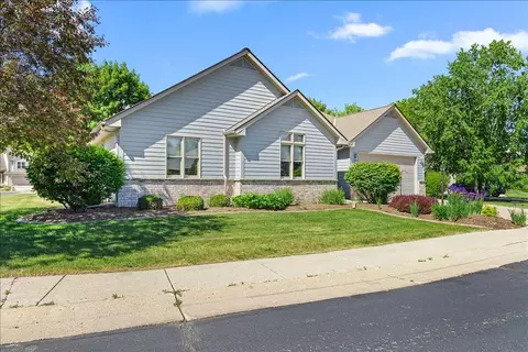 1320 West Hts, West Bend, WI 53095