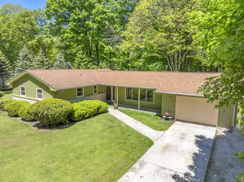 1128 Indian Mound, Wilson, WI 53081