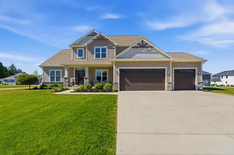1152 W Sunrise, Oak Creek, WI 53154