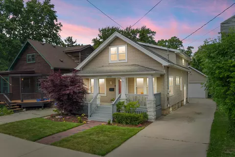 1220 E Warnimont, Milwaukee, WI 53207
