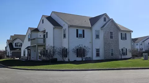 1114 Hastings #101, Mount Pleasant, WI 53406
