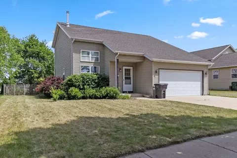 1226 Peninsula, Whitewater, WI 53190